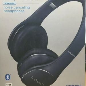 Samsung Level On Wireless Headphones